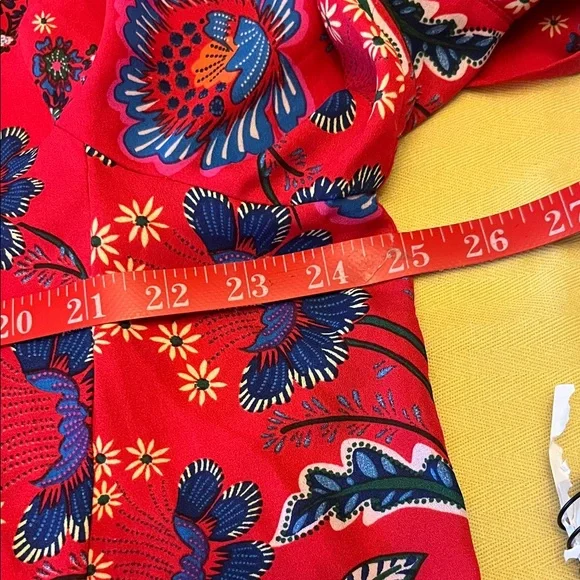 Zac & Rachel Red Floral Ruffle Sleeve Blouse size 1X Brand New - Picture 7 of 9